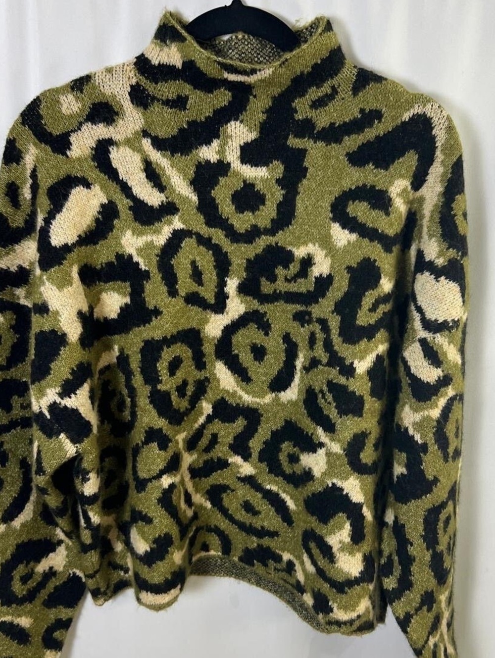 Zara Leopard Print Turtleneck Sweater Medium Animal Print Green - Picture 2 of 8
